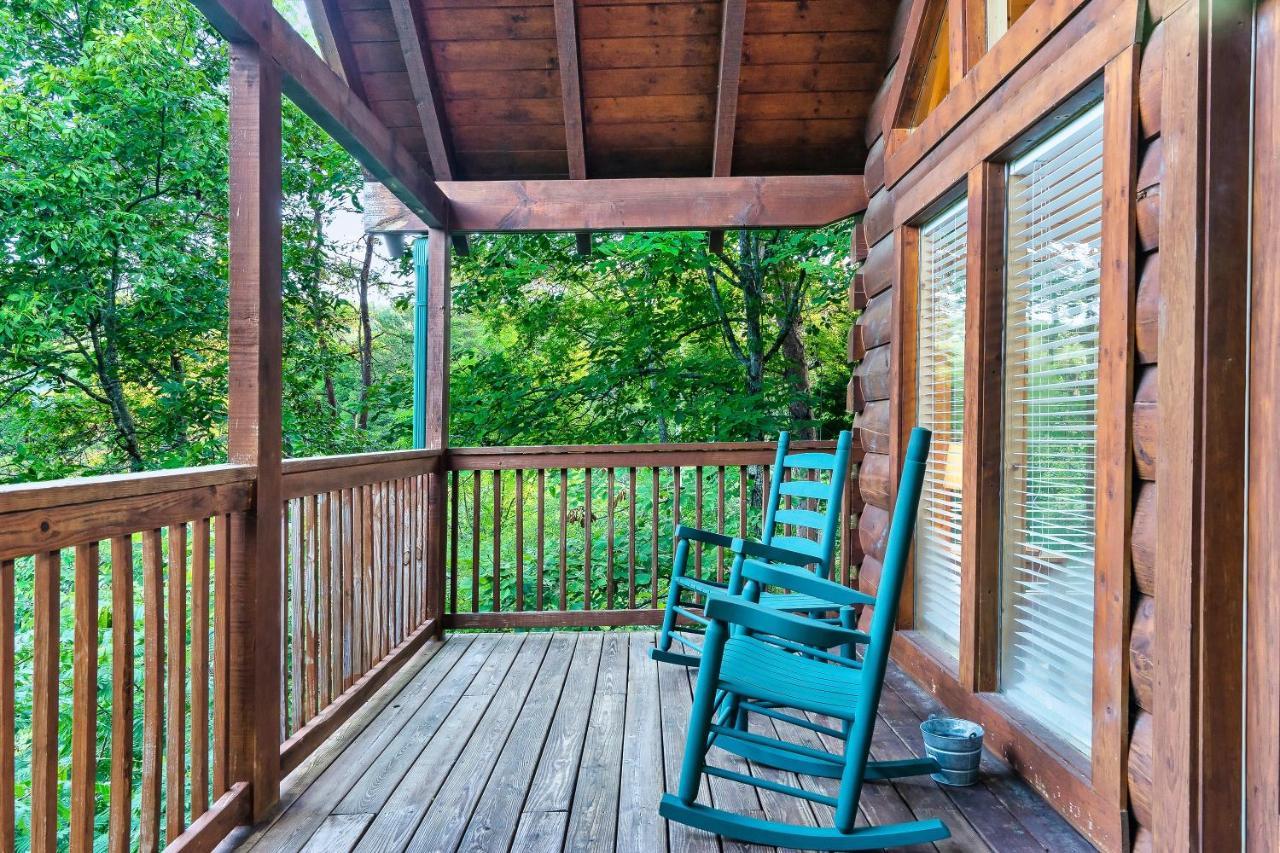 Cozy Log Cabin!! In Heart Of Pf & Close To The Smokies Pigeon Forge Exterior photo
