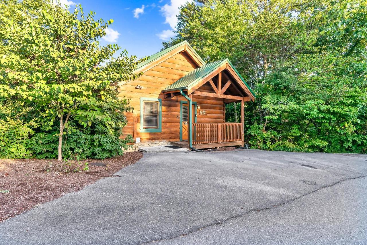 Cozy Log Cabin!! In Heart Of Pf & Close To The Smokies Pigeon Forge Exterior photo